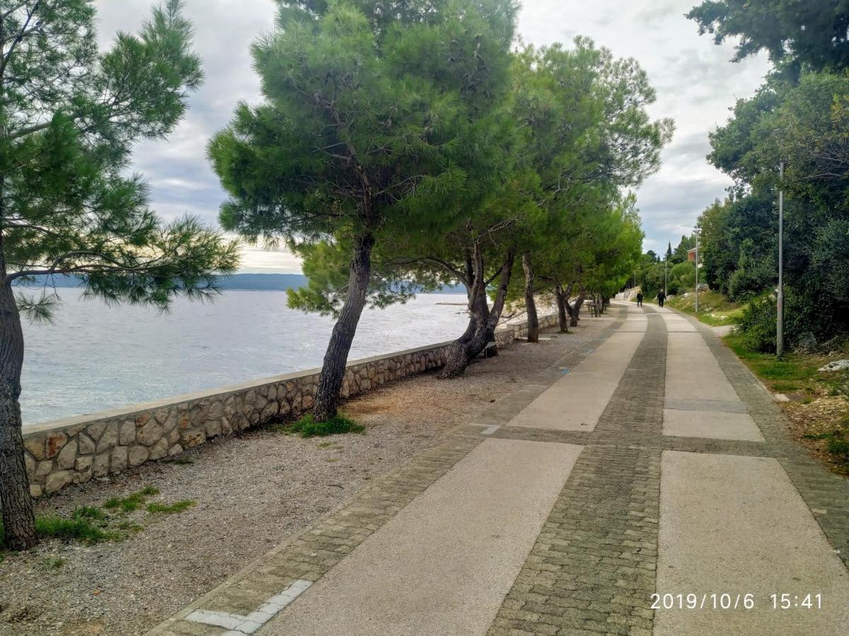Apartments Maricic 200 Meters From The Beach Novi Vinodolski Exterior photo